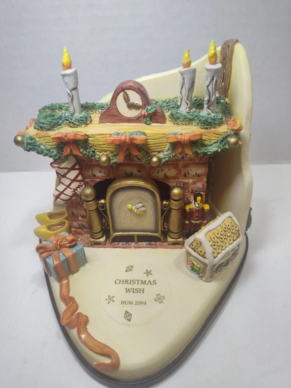 Goebel M.I. Hummel Christmas Wish HUM 2094 Musikfest Collection – 1999